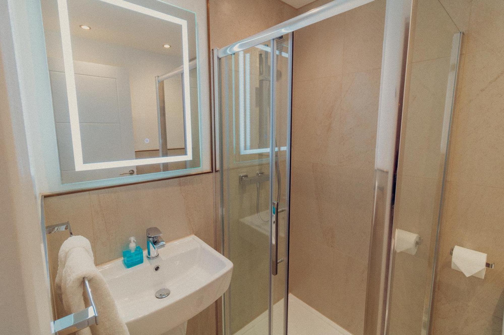 Mayfield Suites EDI Exteriér fotografie