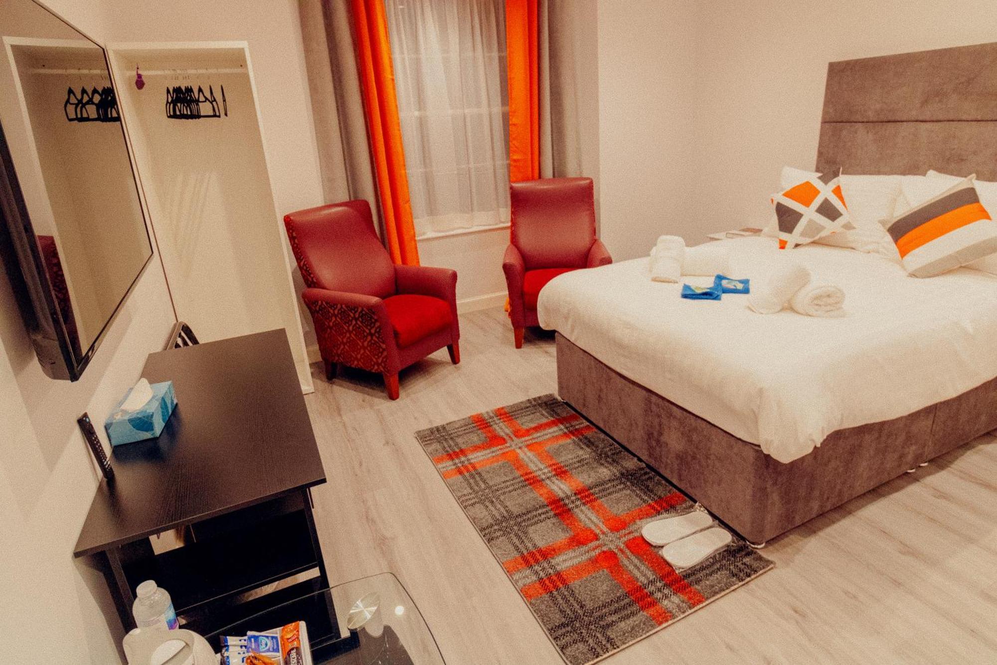 Mayfield Suites EDI Exteriér fotografie